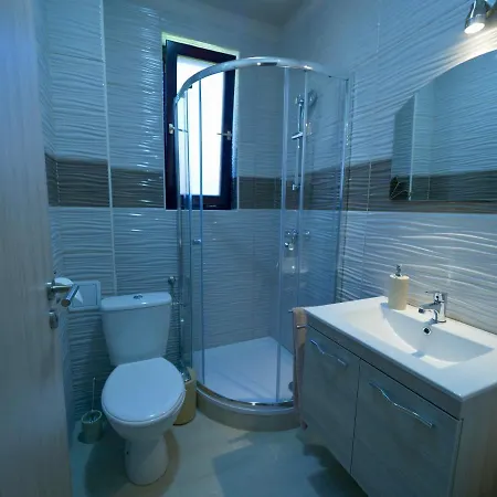 Rubin Apartment *